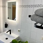Exklusives City-apartment Im Zentrum Appartamento