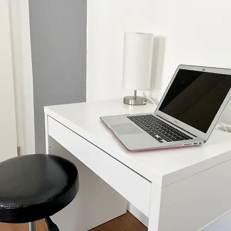 Exklusives City-apartment Im Zentrum アパート シュヴェリーン