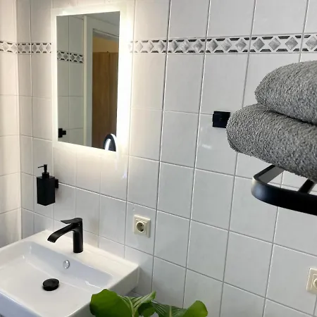 Exklusives City-apartment Im Zentrum アパート