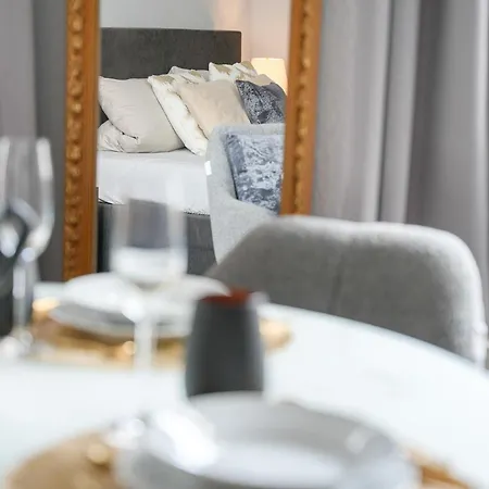 Exklusives City-apartment Im Zentrum アパート *